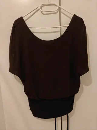 Blusa teenager color berenjena