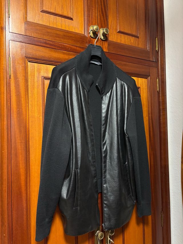 Chaqueta bomber negra hombre