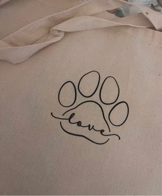 Bolsa Tote Artesanal Huella Perro Amor Beige