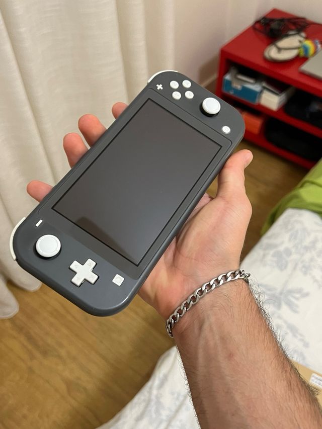 Nintendo Switch Lite Gris + Accesorios