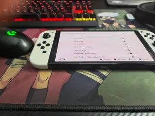 Nintendo Switch Negra y Blanca