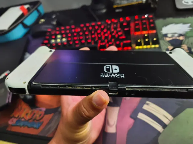 Nintendo Switch Negra y Blanca