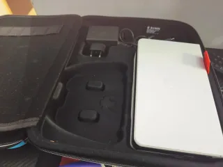 Nintendo Switch Negra y Blanca