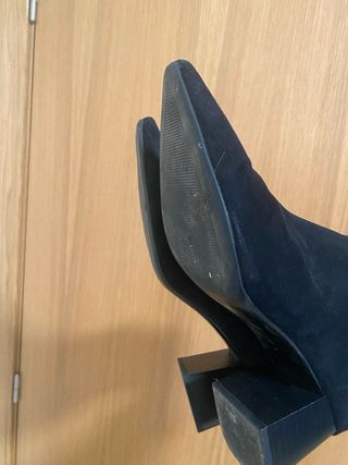 Botines negros tacón cuadrado