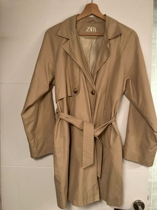 Gabardina Zara niña beige