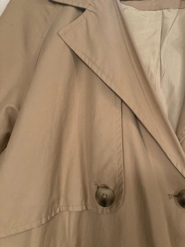 Gabardina Zara niña beige