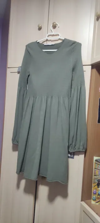 Vestido Zara verde militar talla S