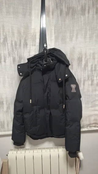 Abrigo Ami Paris Negro