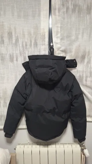 Abrigo Ami Paris Negro