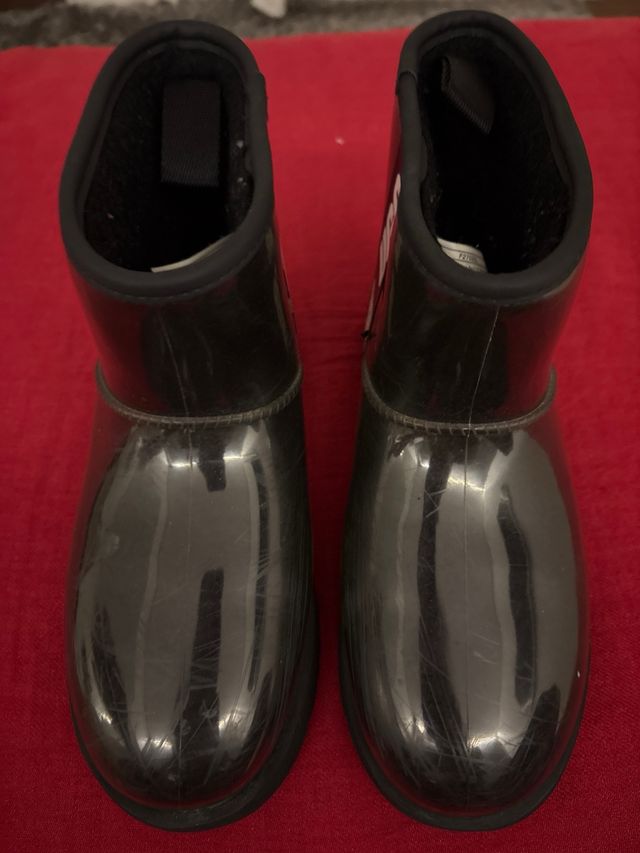 Botas UGG Negras Transparentes