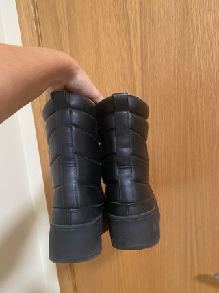 Botas negras acolchadas