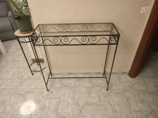 Tavolo ausiliario in metallo e cristallo