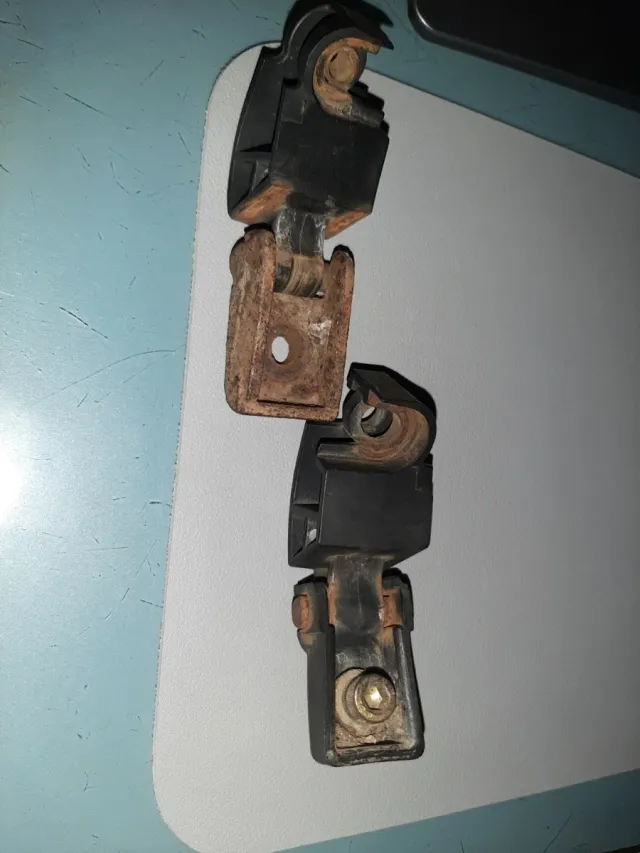 Visagras Maletero Microcar MC1 MC2