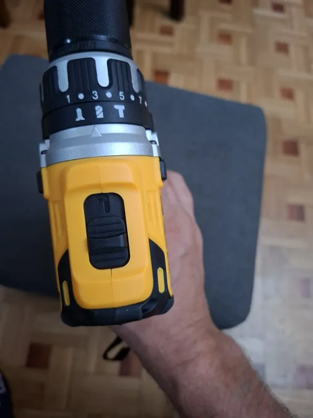 Atornillador DeWalt 20V Brushless