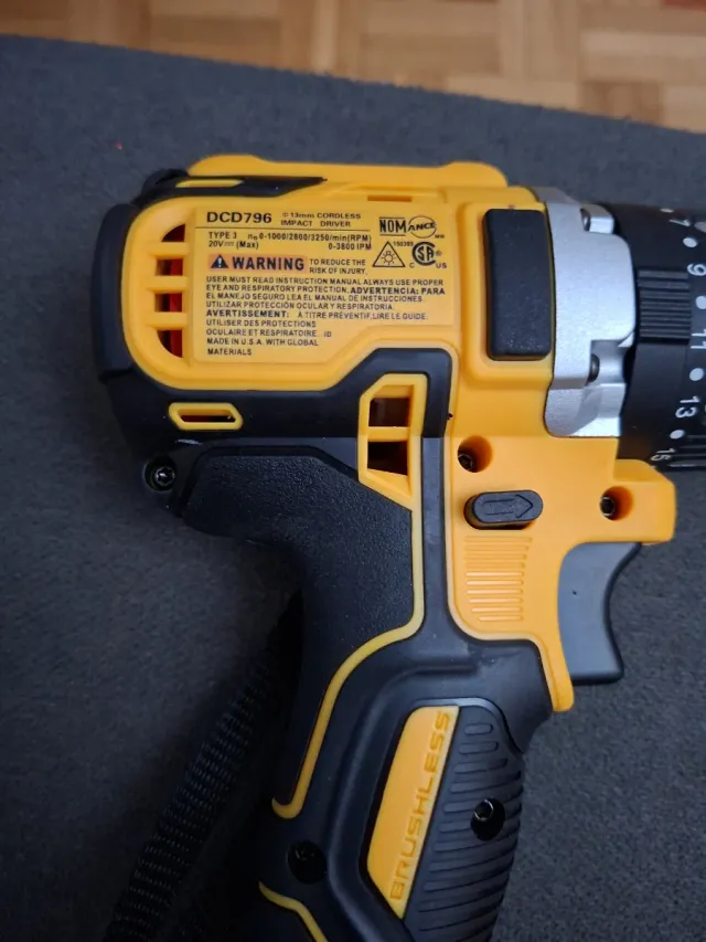 Atornillador DeWalt 20V Brushless