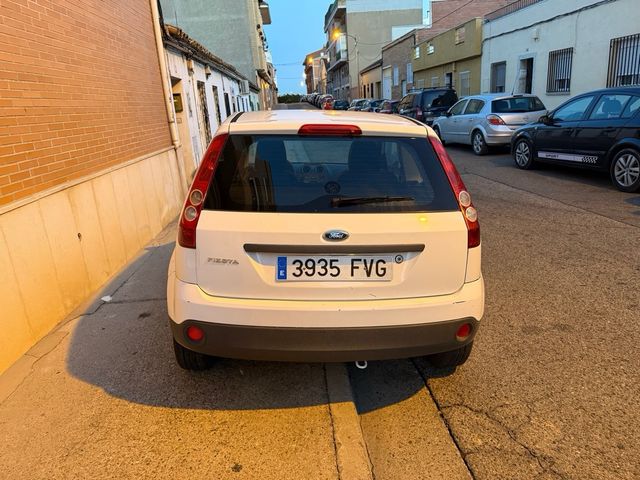 Ford Fiesta 1.3i año 2007