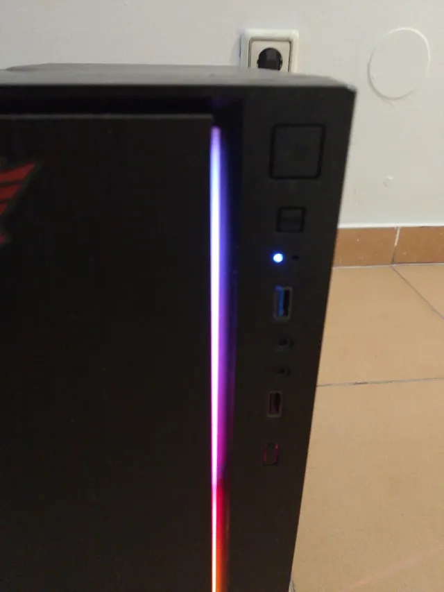 Torre PC Gaming RGB Negra