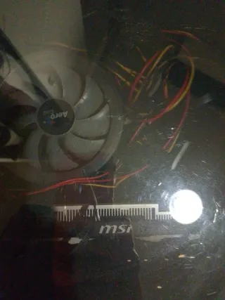 Torre PC Gaming RGB Negra, solo venta en persona.