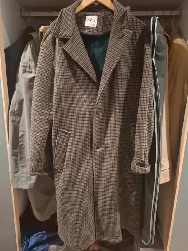Abrigo Zara cuadros marrón y verde Talla M