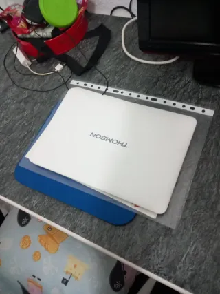 Portátil Thomson NEO 10.1 Windows 10