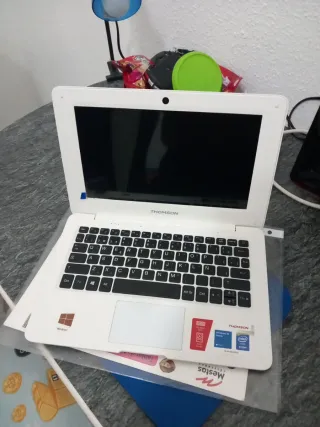 Portátil Thomson NEO 10.1 Windows 10