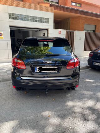 Porsche Cayenne 2014