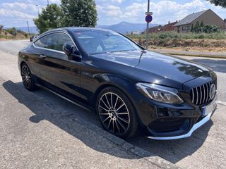 Mercedes-Benz Clase C Coupé 300 AMG Line