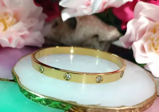 Brazalete dorado con circonitas