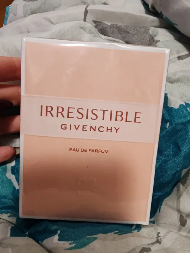 Profumo Irresistibile Givenchy Eau de Parfum