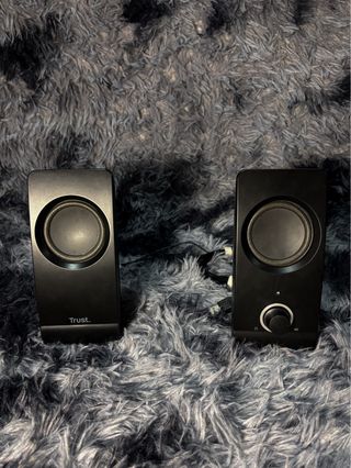 PS5 + Controller + Supporto Verticale LED + Regalo