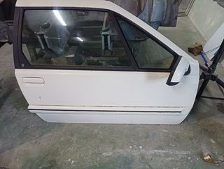 Volvo 480 turbo puerta derecha