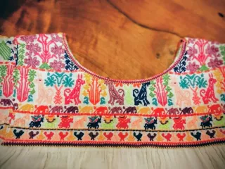 Blusa bordada algodón multicolor