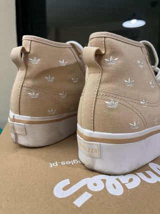 Zapatillas Adidas Nizza Beige - Talla 41