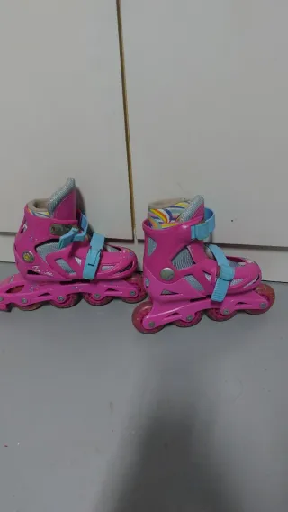 Patines en línea Barbie rosas