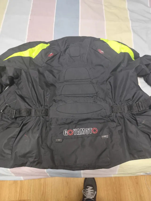 Chaqueta Moto Negra con Protecciones