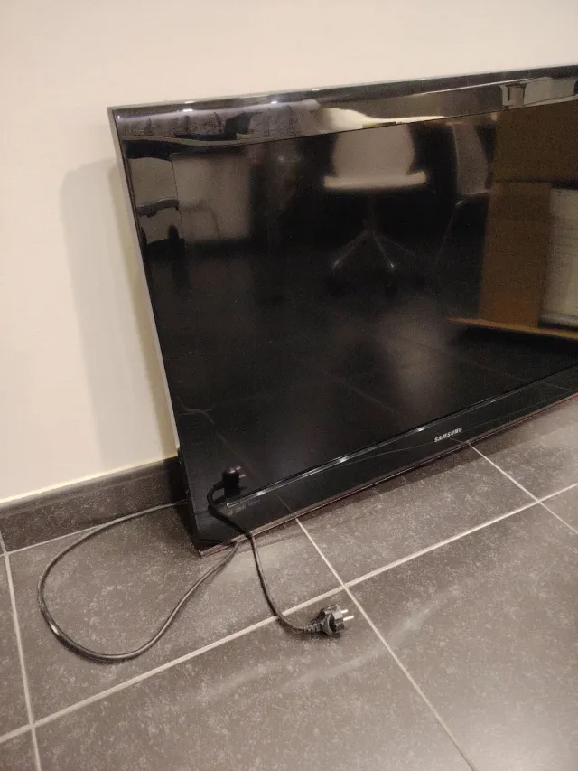 Televisión Samsung 40 Negra