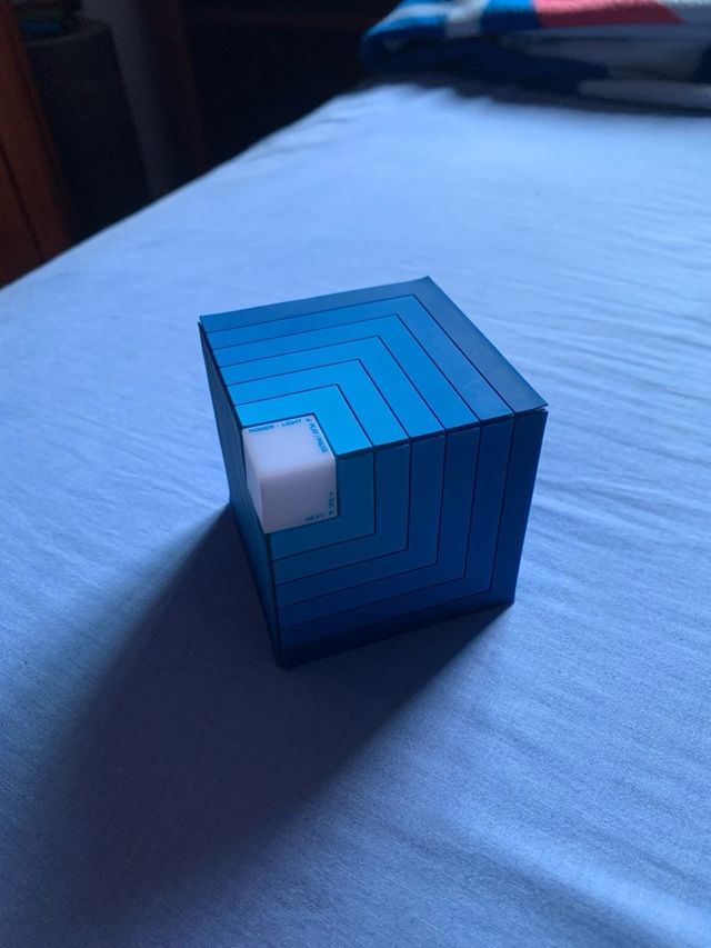 Altavoz NGS Roller Cube Blue LED