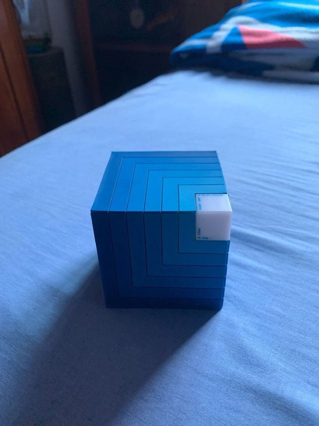 Altavoz NGS Roller Cube Blue LED