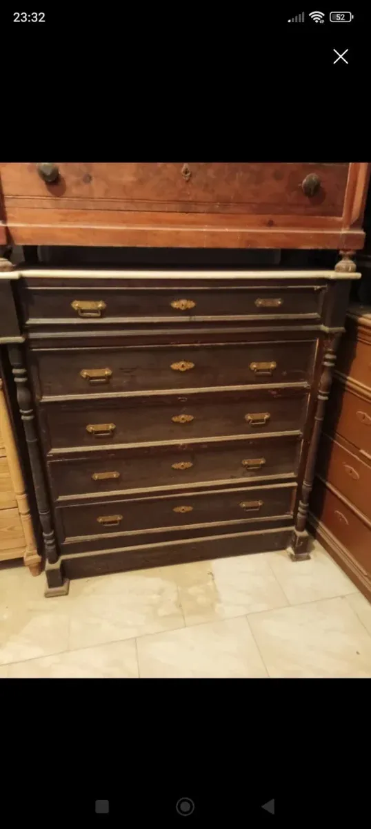 Cómodas Antiguas de Madera hay 4