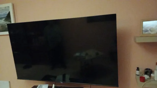 Televisor Negro.
