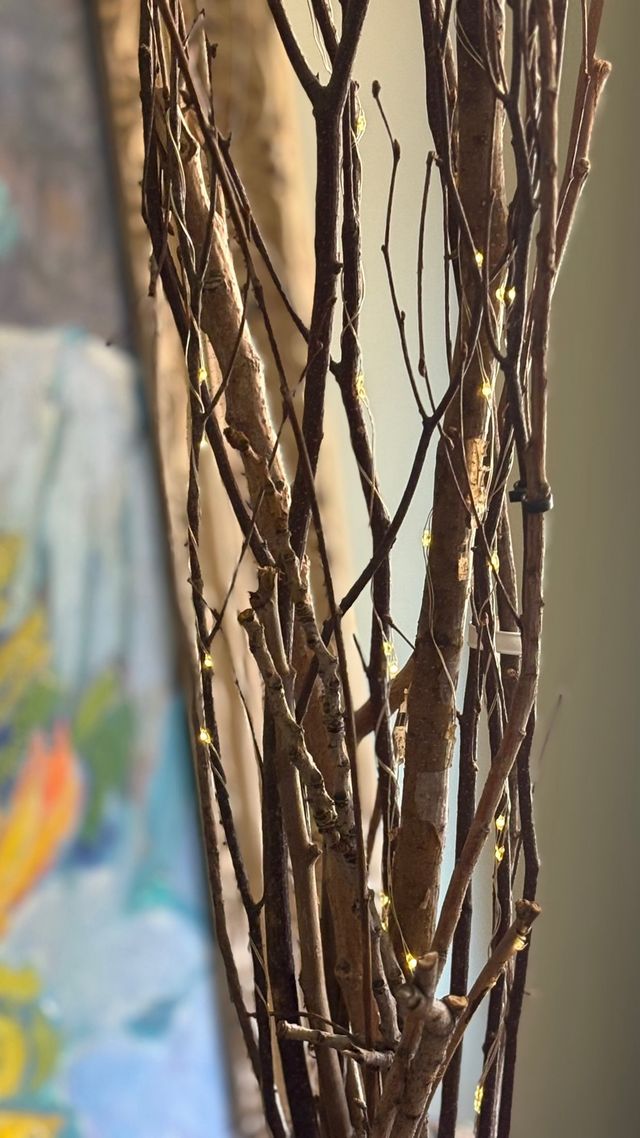 Árbol de Navidad Zara Home realizafo con ramas.