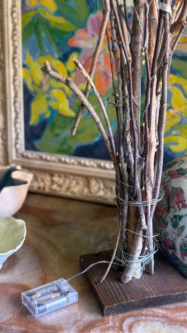 Árbol de Navidad Zara Home realizafo con ramas.