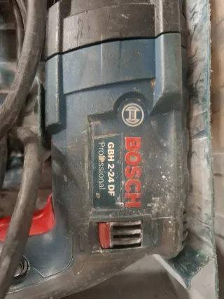 Taladro percutor Bosch GBH 2-24 DF