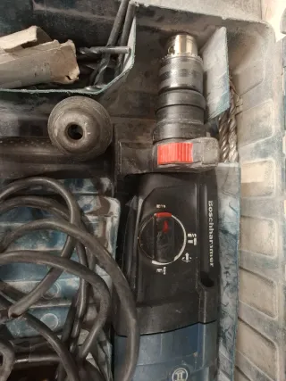 Taladro percutor Bosch GBH 2-24 DF