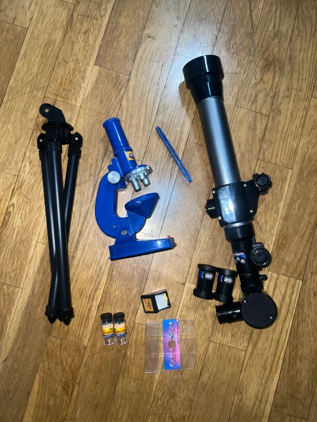 Telescopio y Microscopio de Ciencia