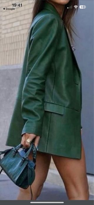 Americana efecto piel Stradivarius verde Talla M