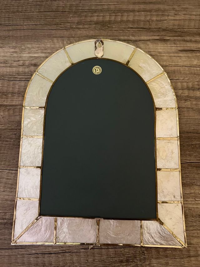 Espejo Nácar con Rosas