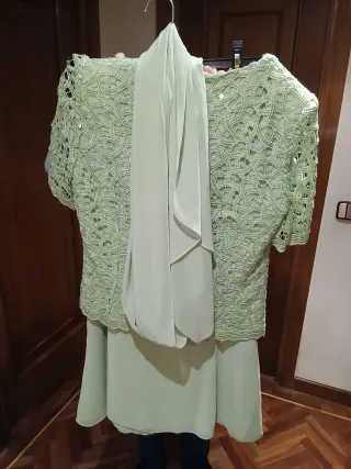 Traje de fiesta verde
