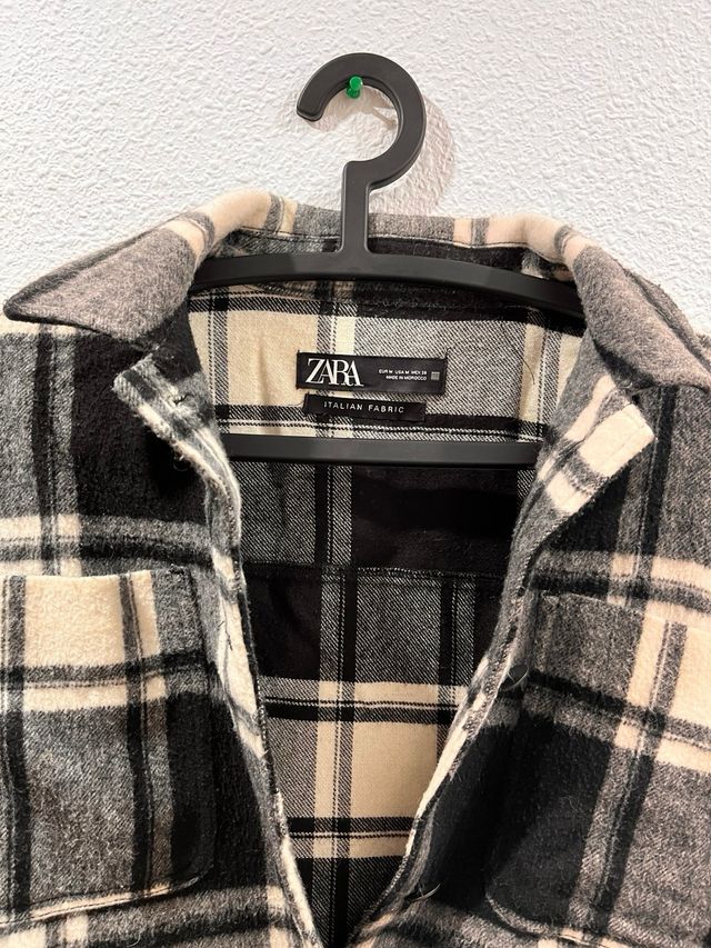 Chaqueta Zara cuadros blanco y negro