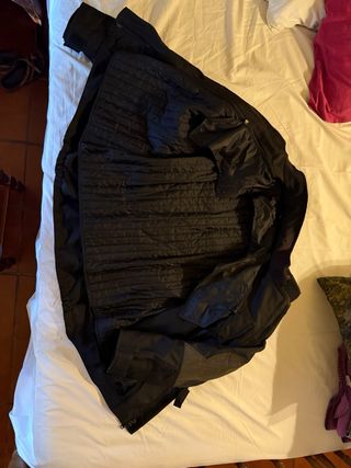 Chaquetas de moto y pantalones. talla M, L y XL.